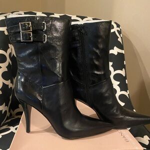 Bandolino Tondraf Leather Ankle Stiletto Boots. 4inch stacked heel.  New in box!
